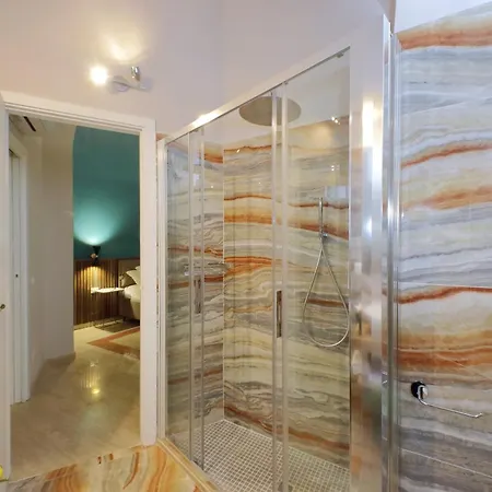 Charming Navona 4*