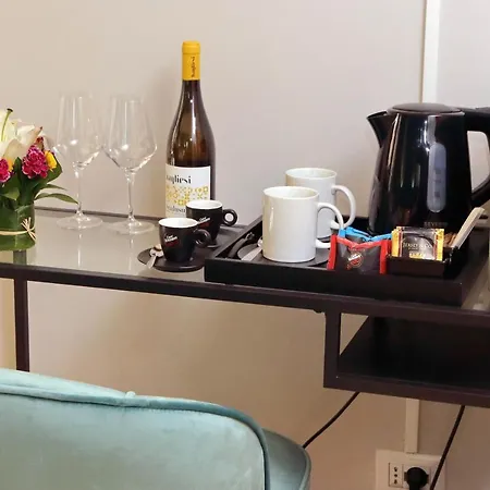 Charming Navona Hotel