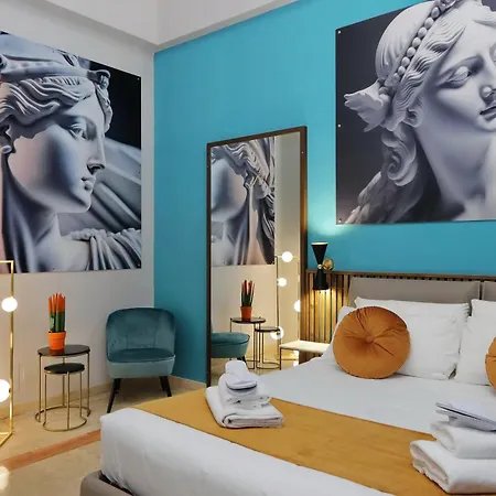 Charming Navona Hotel