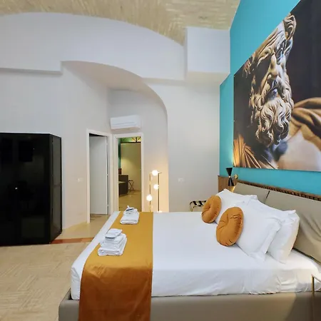 Charming Navona Otel