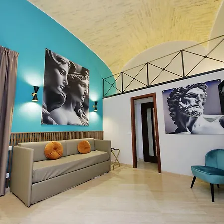 Charming Navona 4*