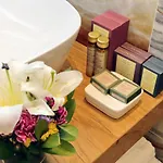 Charming Navona Hotell 4*